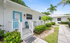 Seahorse Beach Bungalows